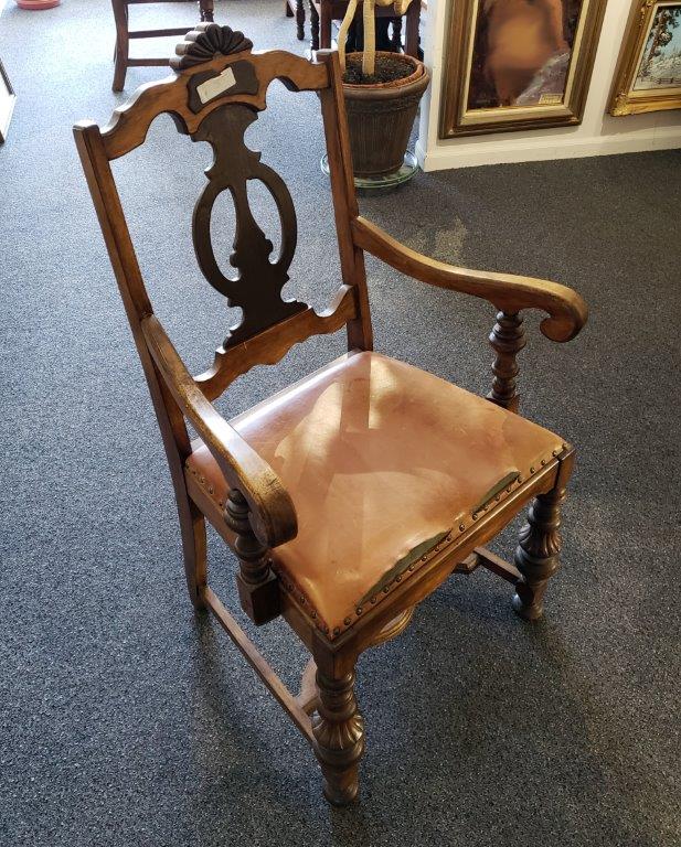 Solid wood chair with leather top